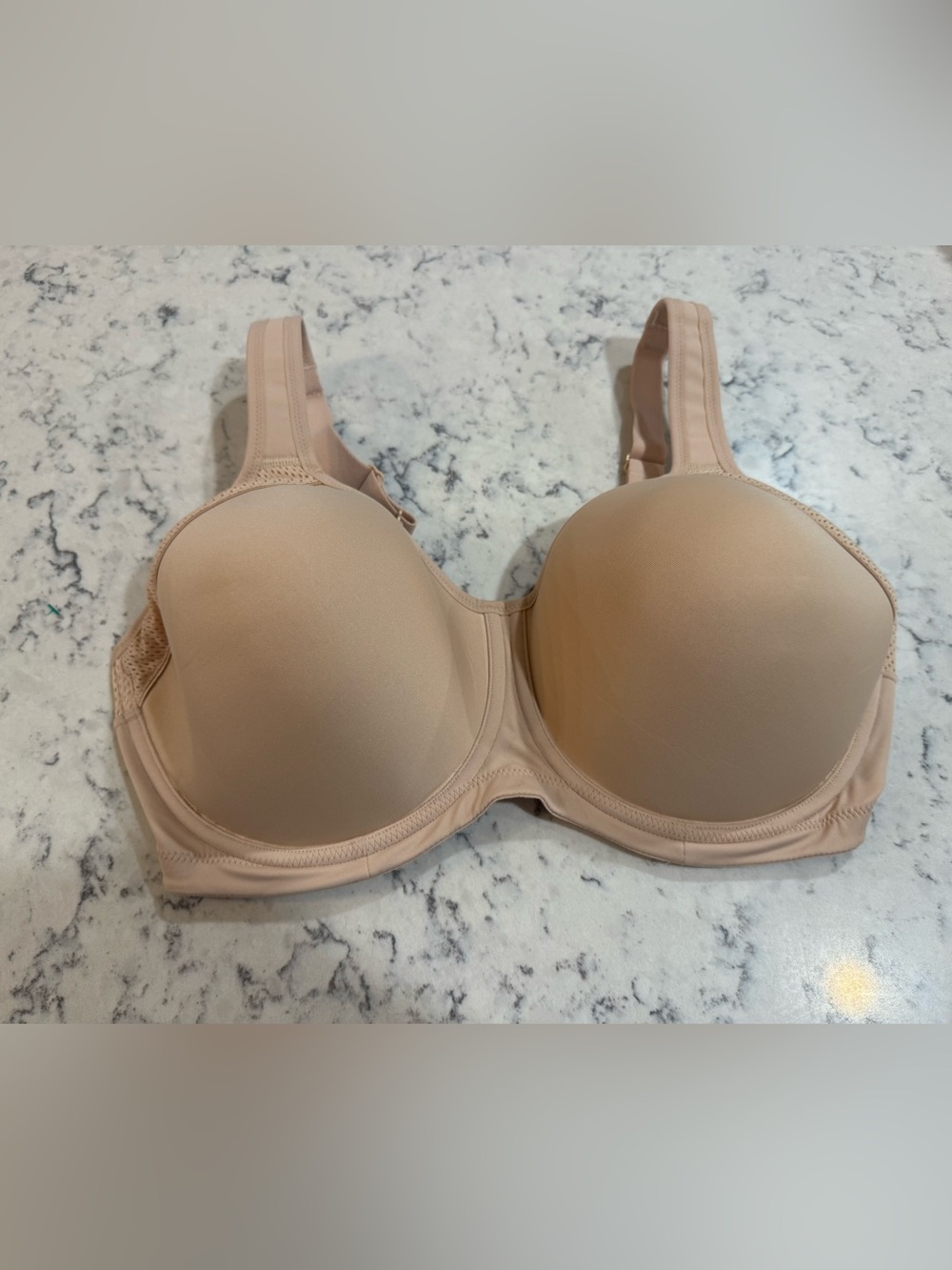Wacoal Nude Underwire Everyday Support Bra 
#853302 Size 40DDD